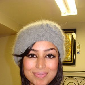 Meet your Posher, Fariba